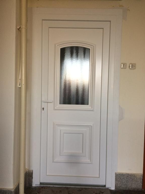 Nimrod Apartman Apartment Eger Exterior foto